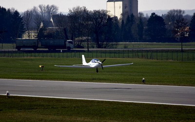 электро самолет