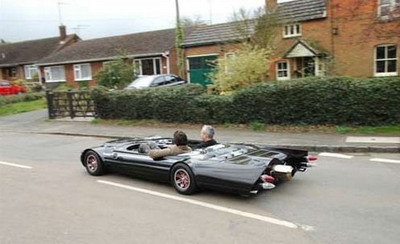 самая низкая машина в мире