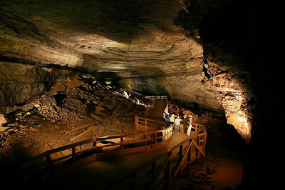 Мамонтова пещера - самая длинная пещера в мире