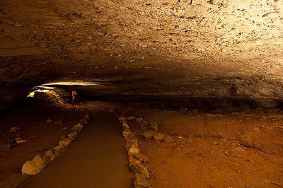 Мамонтова пещера - самая длинная пещера в мире