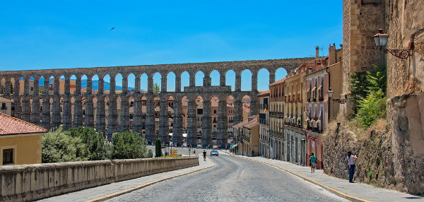 Aqueduct of Segovia4