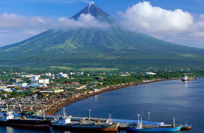 Mayon Volcano2