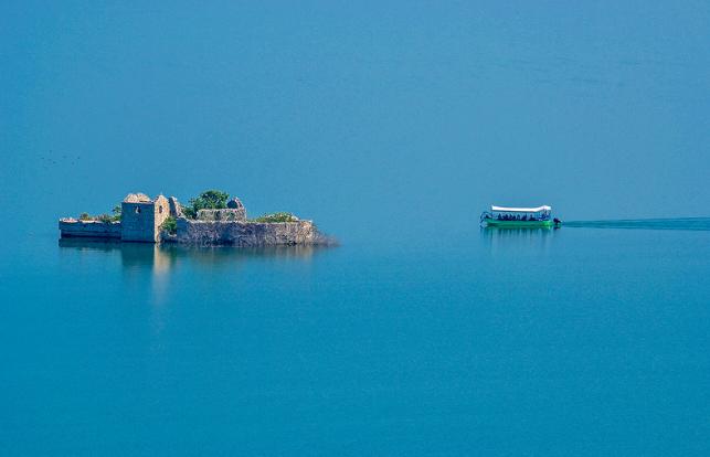 Lake Skadar4