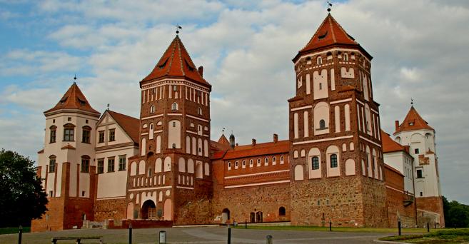 mirsky-castle
